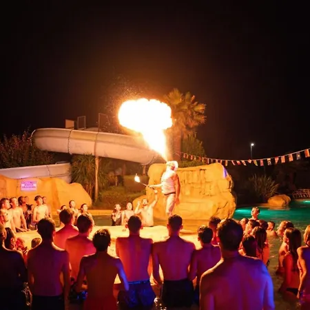 Kamp alanı Mobil Accueillant - 6 Pers. - Api-1-52-2304 *